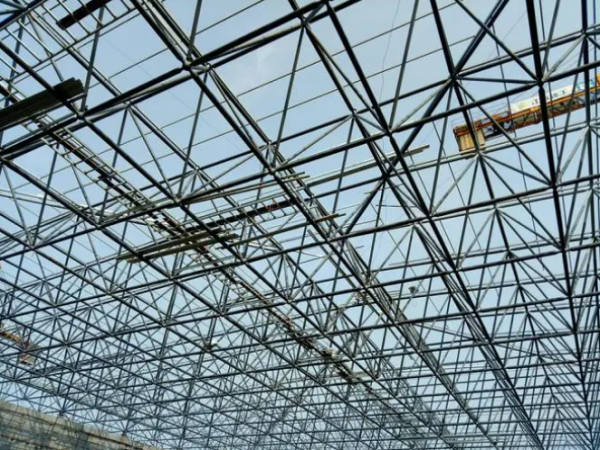 万宁网架工程对于建筑结构的重要性？