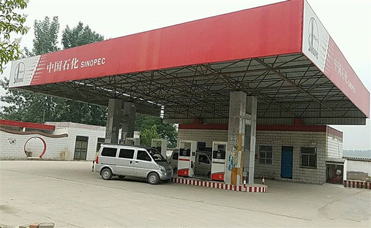 万宁加油站钢结构网架案例5